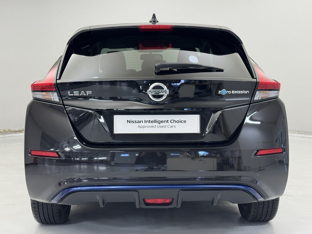 Nissan Leaf 39Kwh N-connecta Hatchback 150 Grey #8