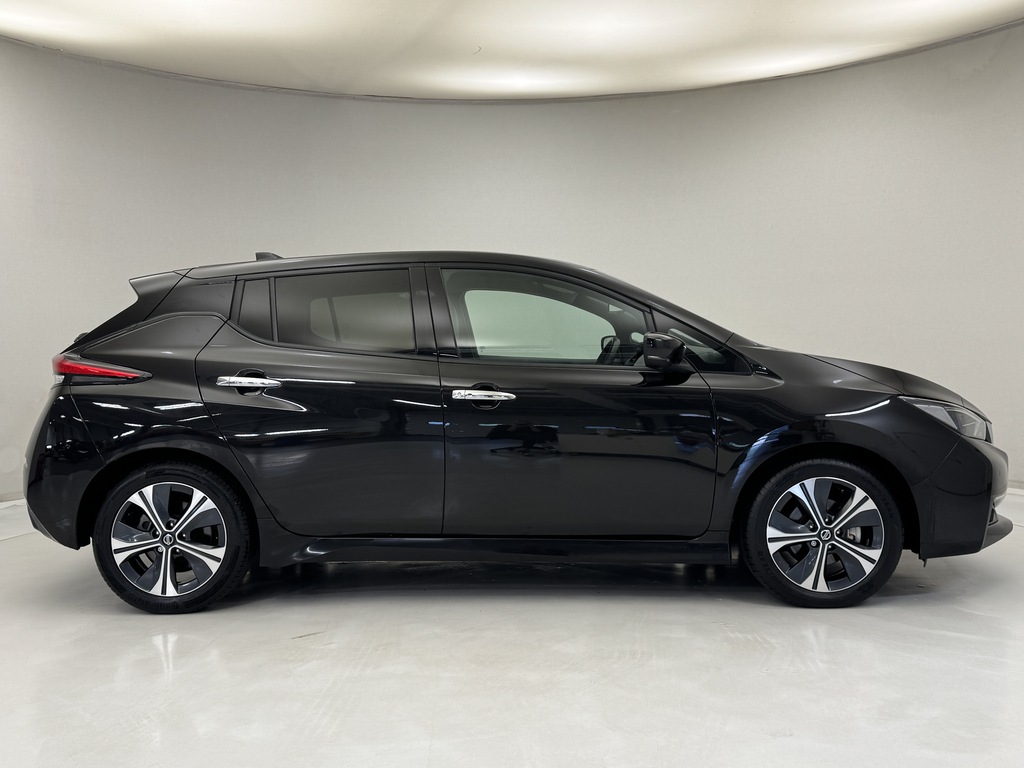 Nissan Leaf 39Kwh N-connecta Hatchback 150 Grey #10