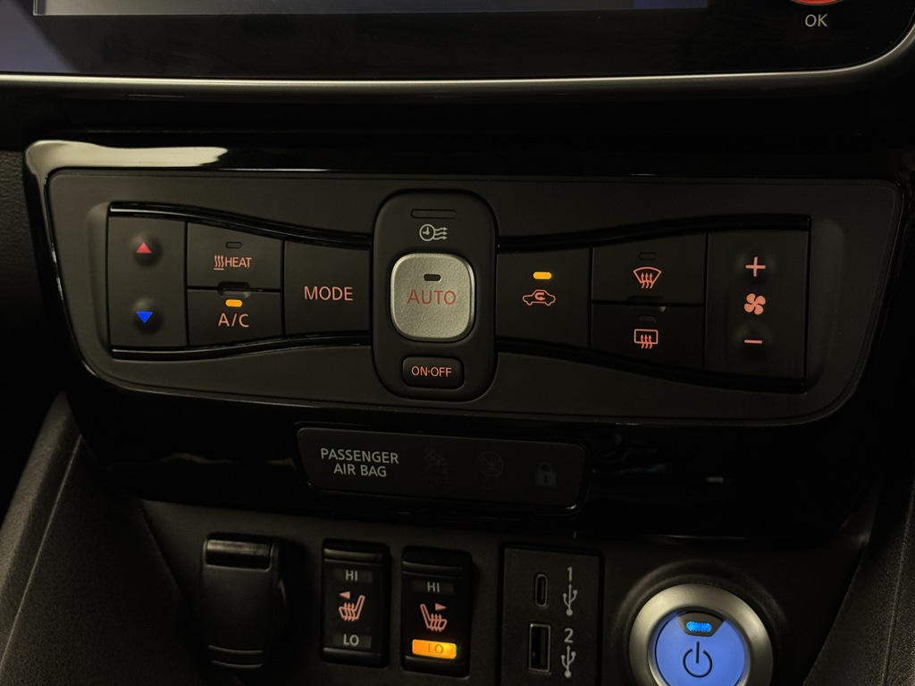 Nissan Leaf 39Kwh N-connecta Hatchback 150 Grey #25