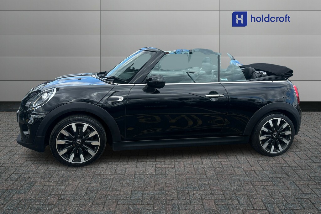 Mini Convertible 1.5 Cooper Exclusive II Black #6