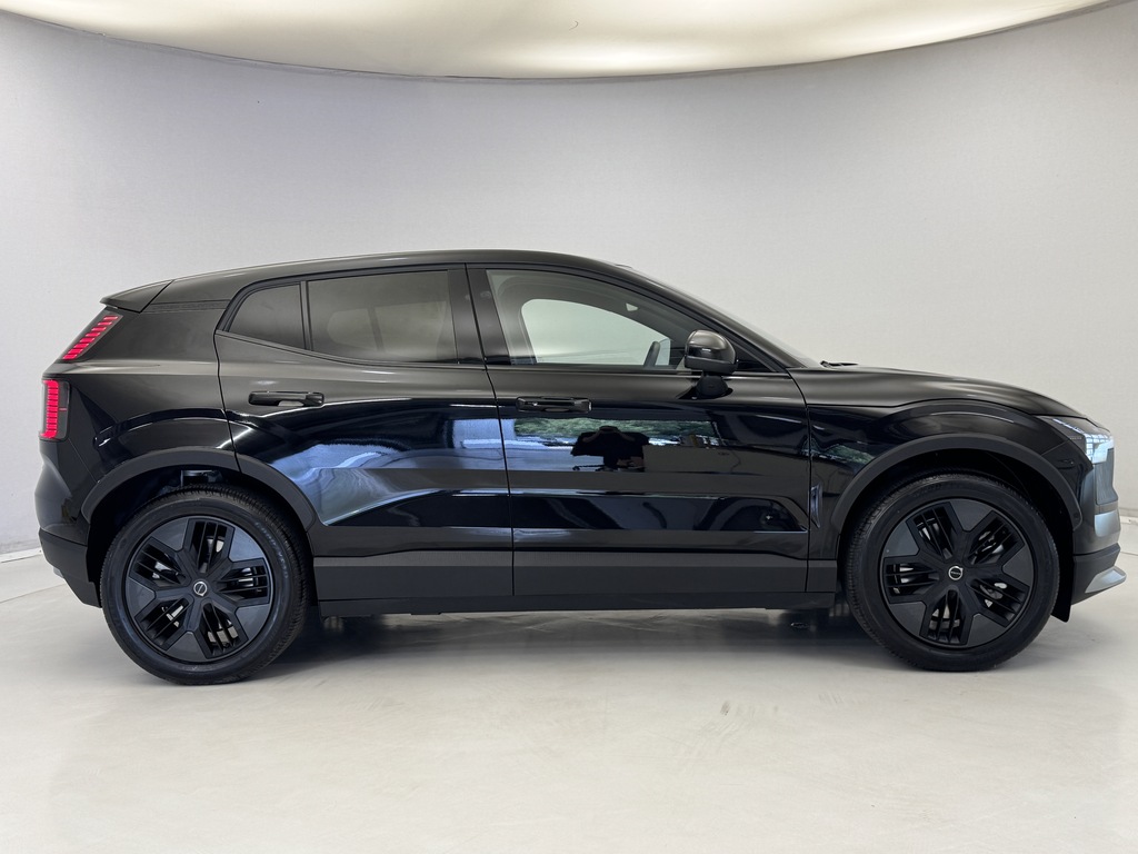 Volvo EX30 Cross Country 315Kw Tm Perf Cross Country Ultra 69Kwh Black #2