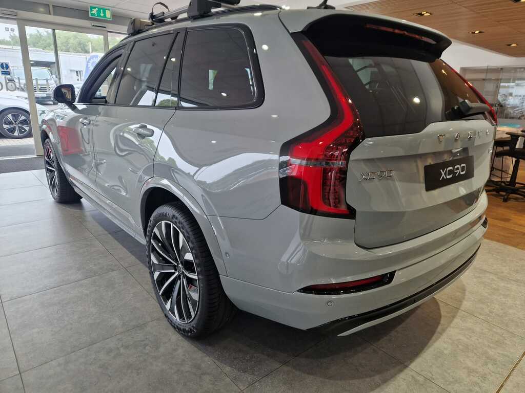 Volvo XC90 2.0 B5p Ultra Dark Awd Geartronic Grey #4
