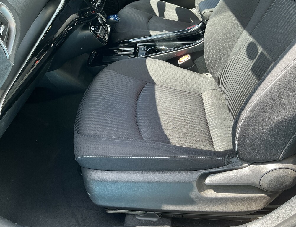 Toyota Prius+ 1.8L Business Edition Plus Blue #25