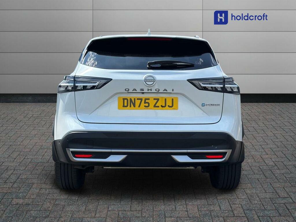 Nissan Qashqai 1.5 E-power Tekna White #4