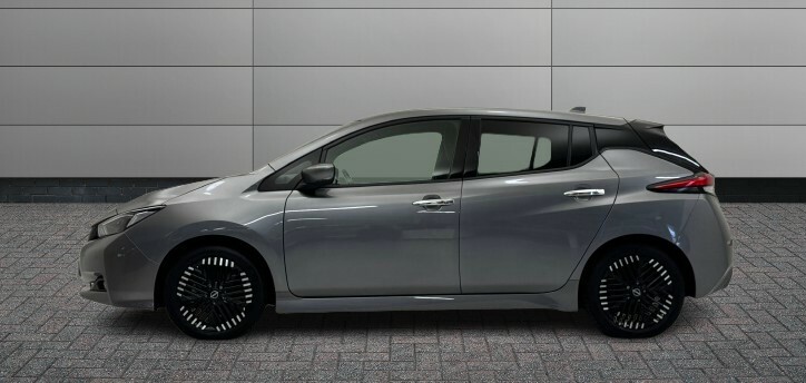 Nissan Leaf 160Kw E N-connecta 59Kwh Grey #4