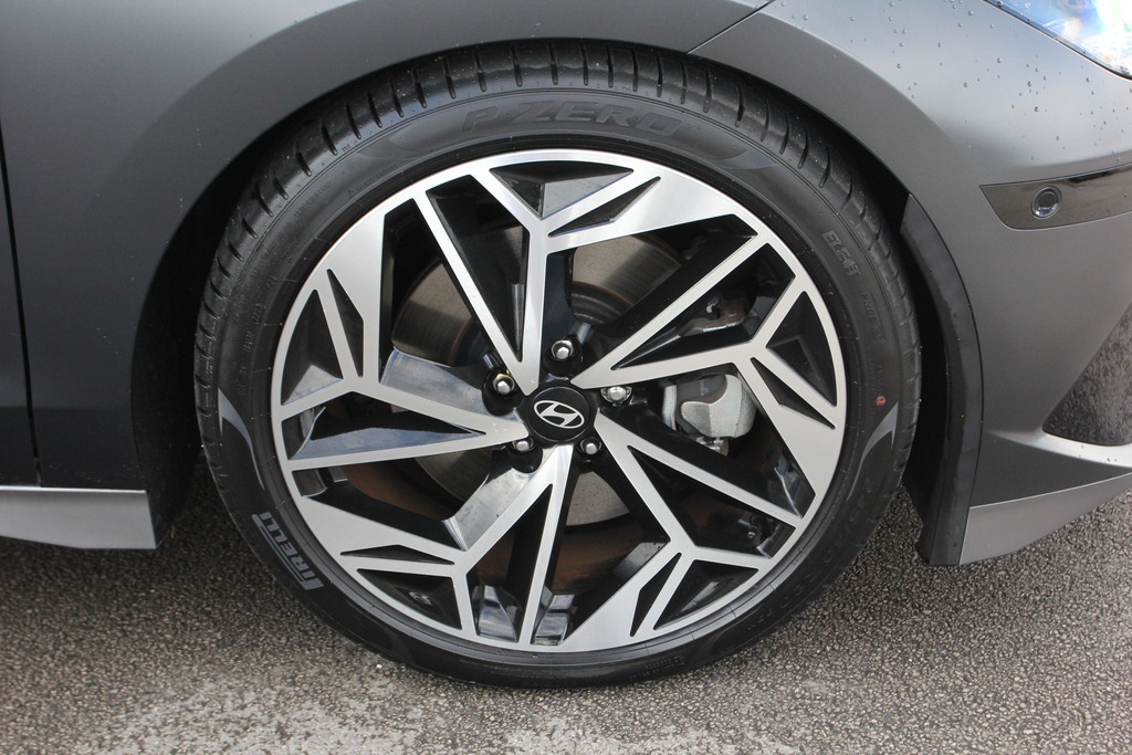 Hyundai Ioniq 6 168Kw Ultimate 77Kwh Grey #4