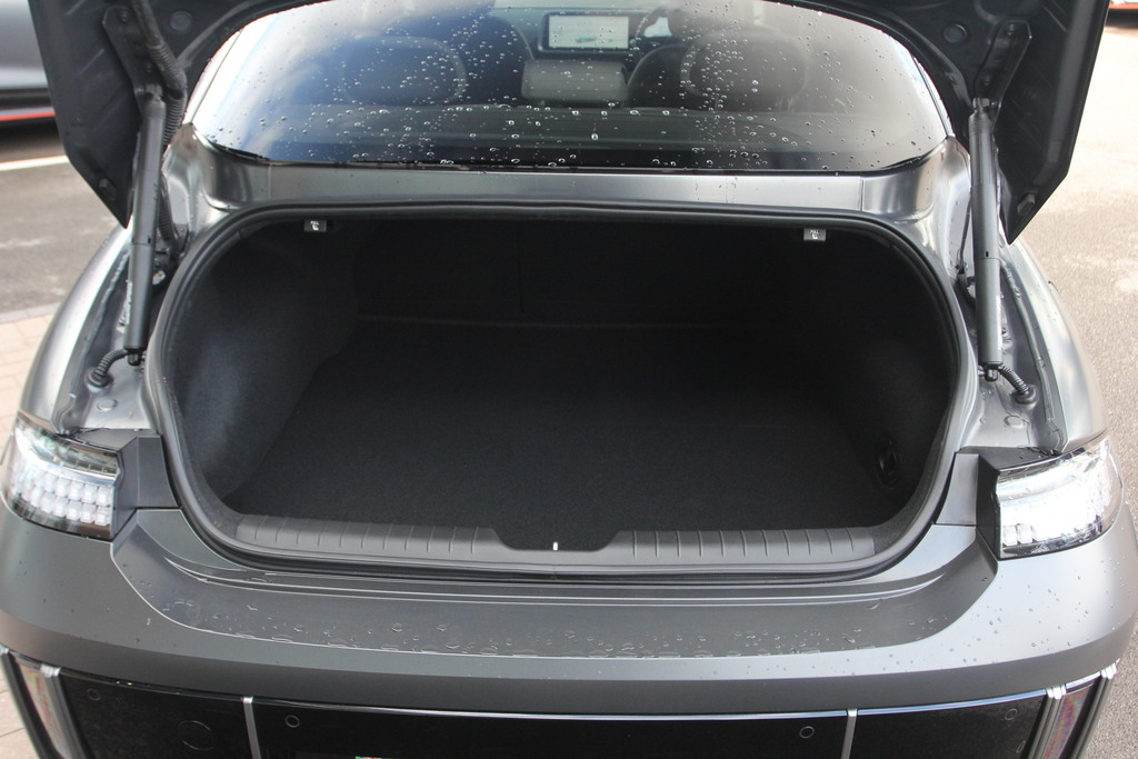Hyundai Ioniq 6 Ultimate Grey #15