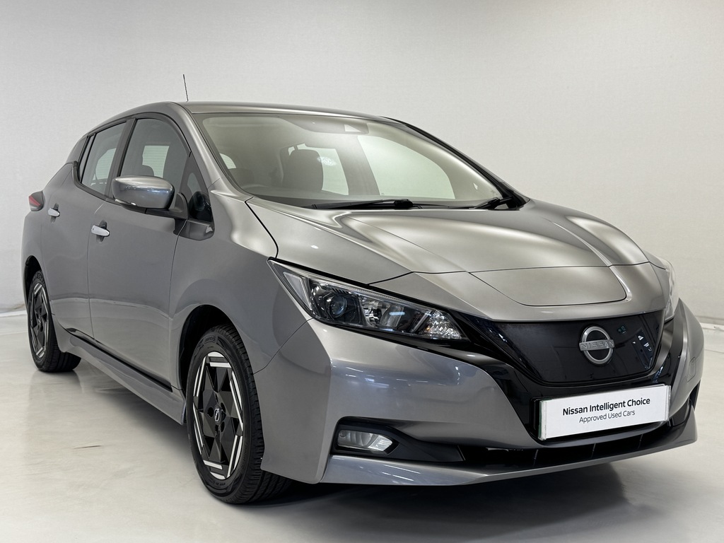 Nissan Leaf 110Kw Acenta 39Kwh Grey