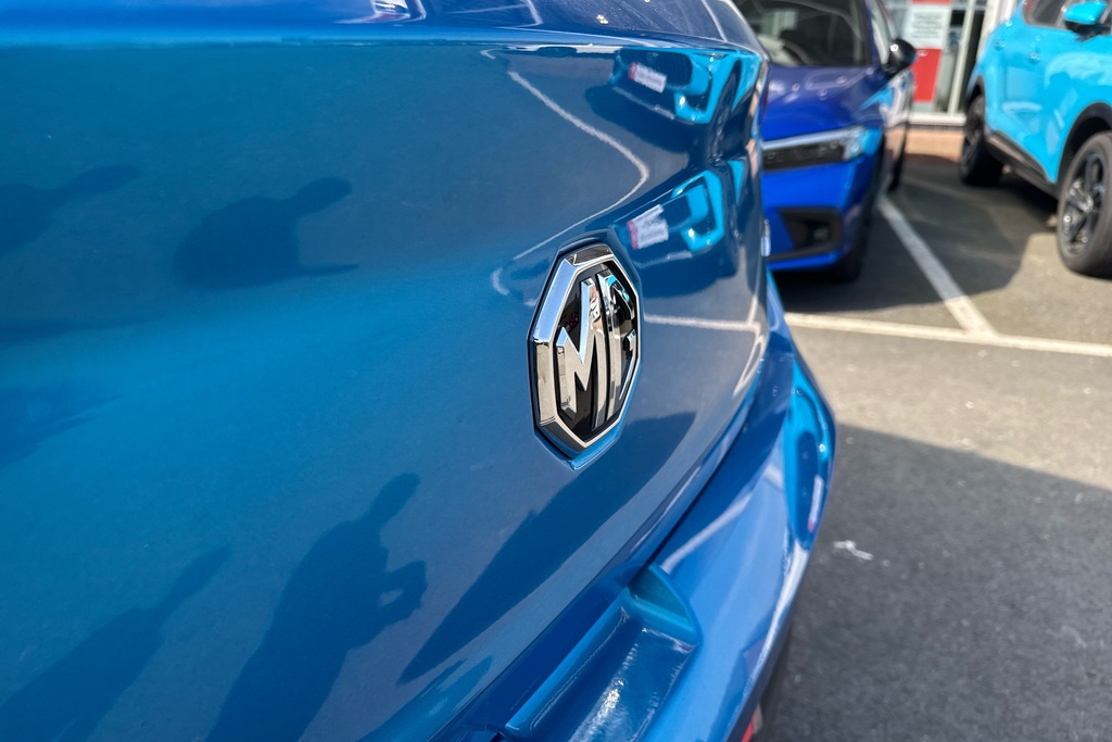 MG MG3 1.5 Vti-tech Exclusive Navigation Blue #4