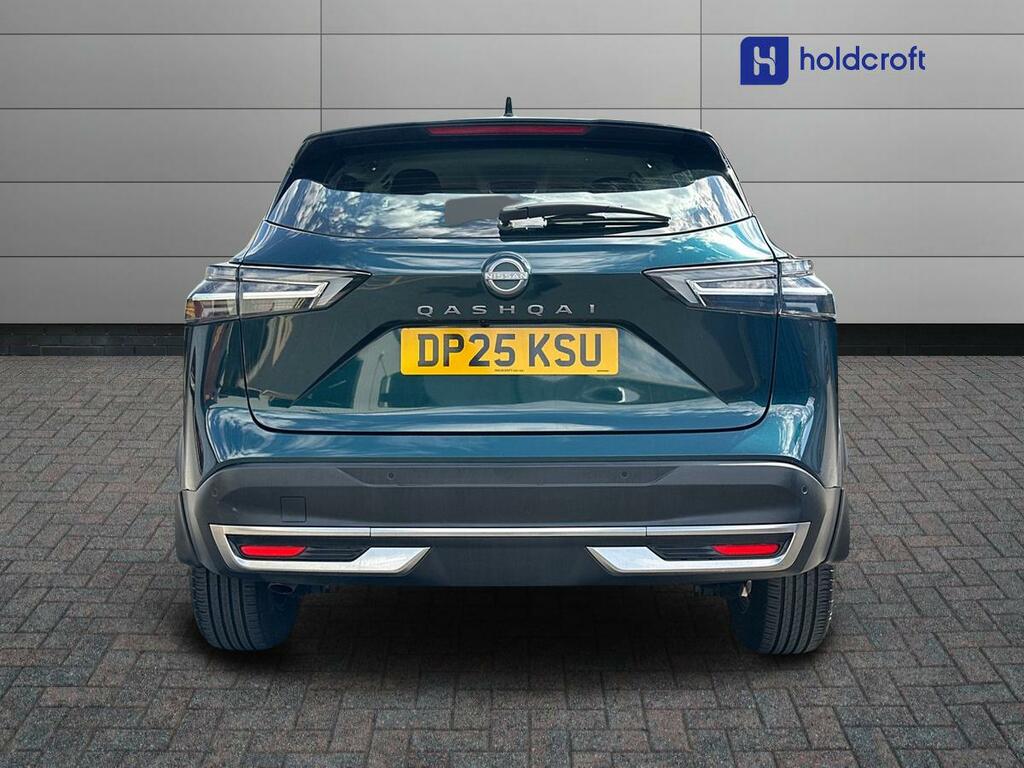 Nissan Qashqai 1.3 Dig-t Mh 158 Acenta Premium Green #4