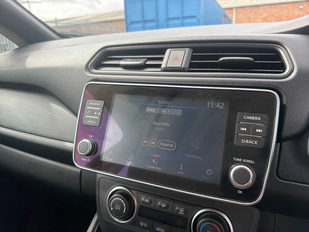 Nissan Leaf 110Kw N-connecta 39Kwh 2022 Blue #13