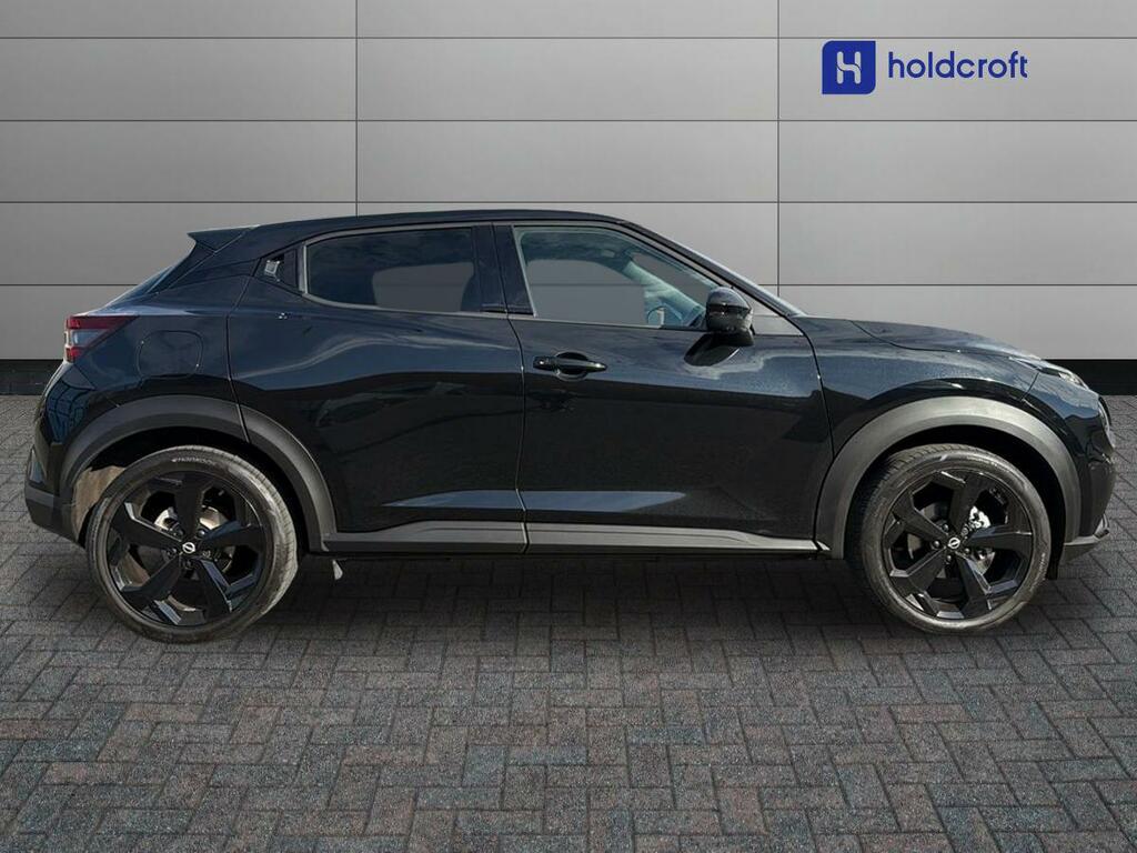 Nissan Juke 1.6 Hybrid Tekna Black #2