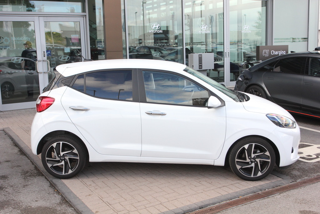 Hyundai I10 1.0 63 Premium Nav White #5