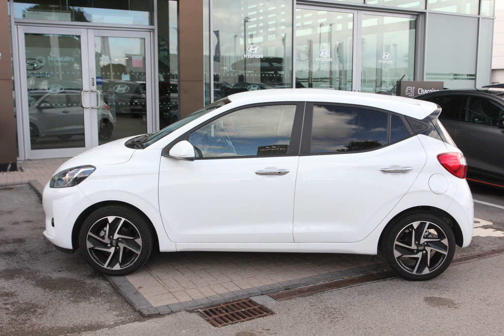 Hyundai I10 1.0 63 Premium Nav White #6