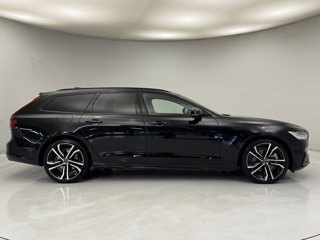 Volvo V90 2.0 B5p Ultimate Dark Black #2