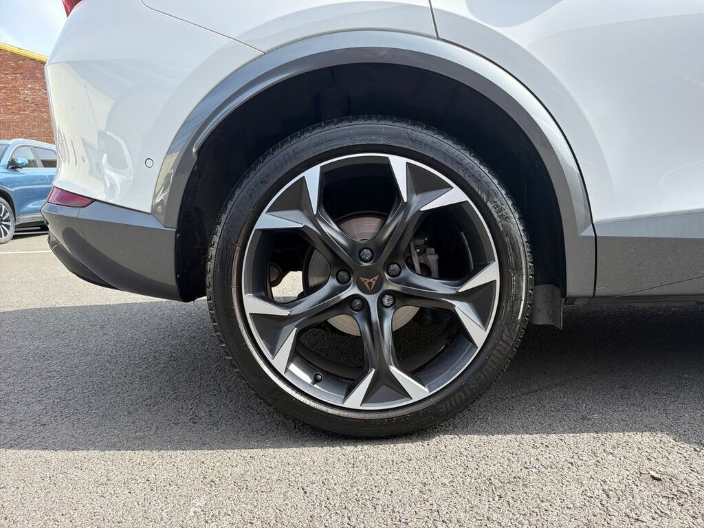 Cupra Formentor 1.5 Tsi 150 V2 White #4