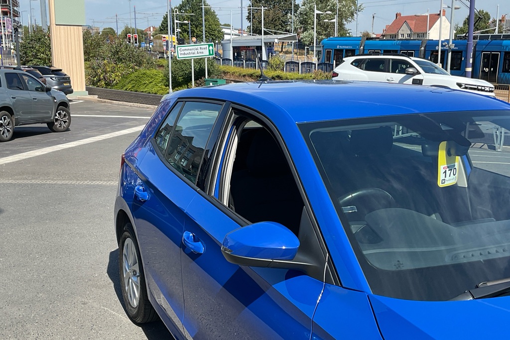 Skoda Fabia 1.0 Tsi Se Comfort Hatchback Eur Blue #17