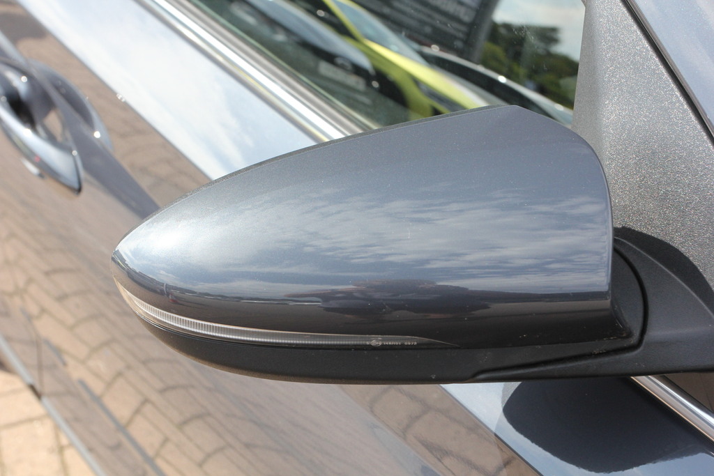 Hyundai Bayon 1.0 Tgdi Ultimate Dct Grey #4