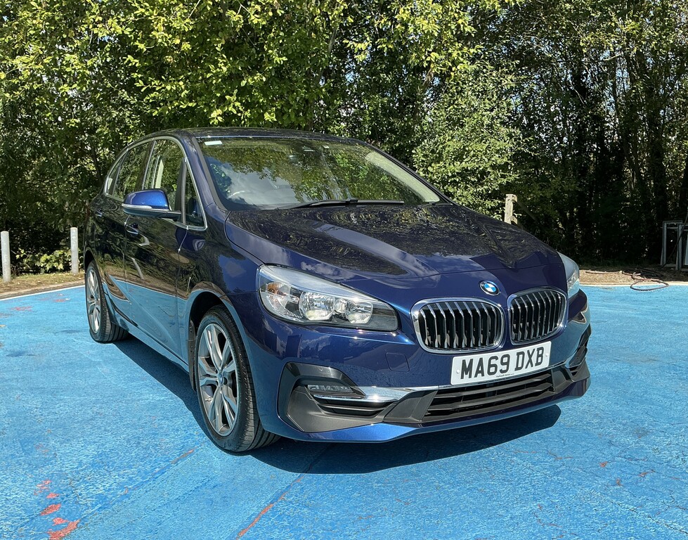 BMW 2 Series 218I Luxury Step Blue