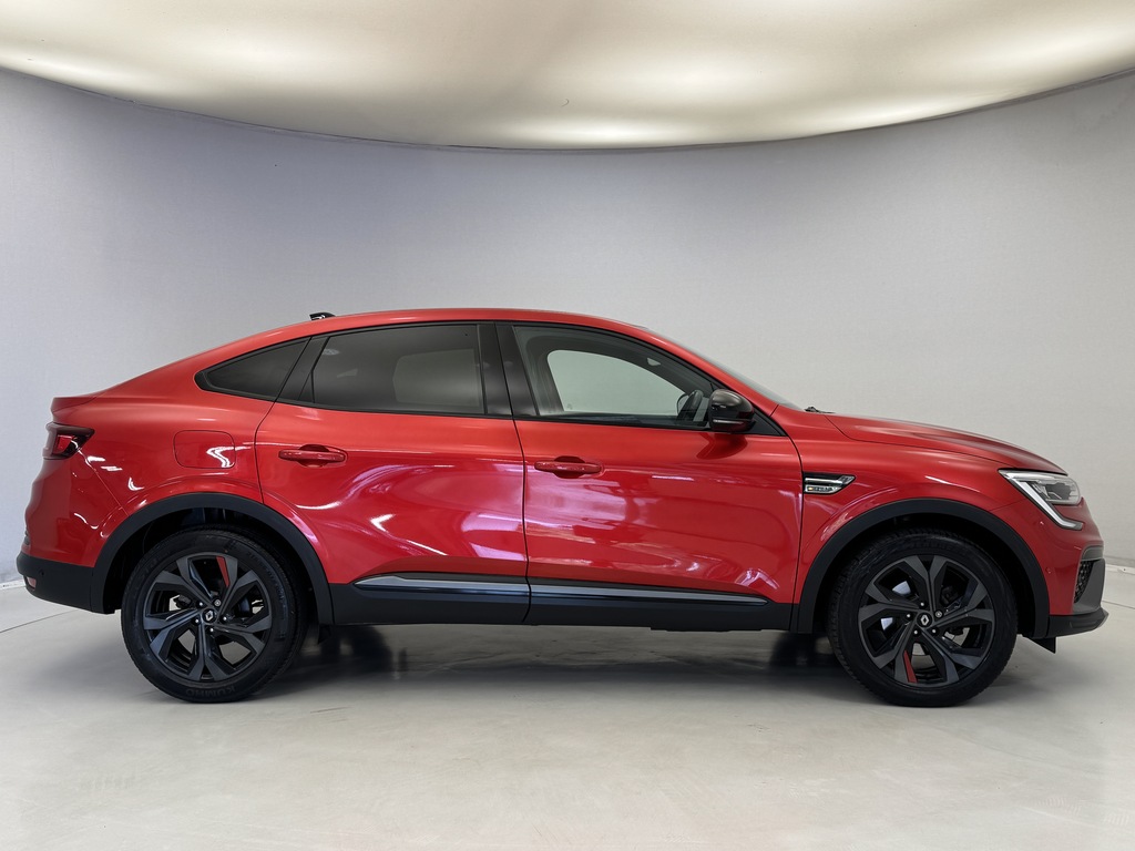 Renault Arkana 1.6 E-tech Hybrid 145 R.s. Line YT71FUD Red #5