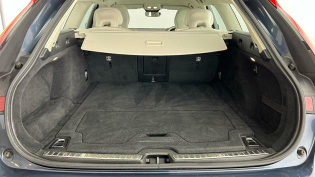 Volvo V90 2.0H T6 Recharge 18.8Kwh Ultimate Estate Petro Black #8