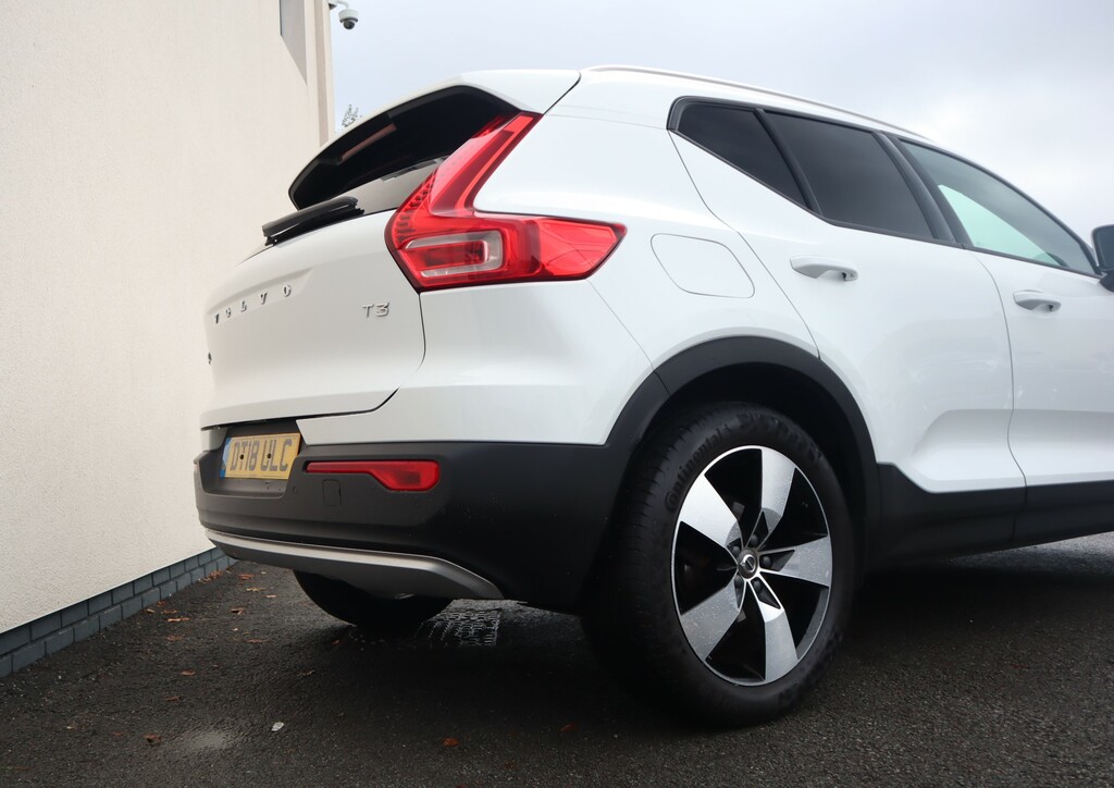 Volvo XC40 T3 Momentum Pro 5150 Factory Options Sun Grey #14