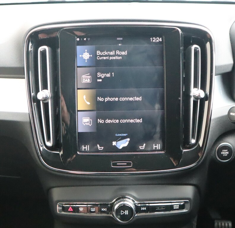 Volvo XC40 T3 Momentum Pro 5150 Factory Options Sun Grey #23