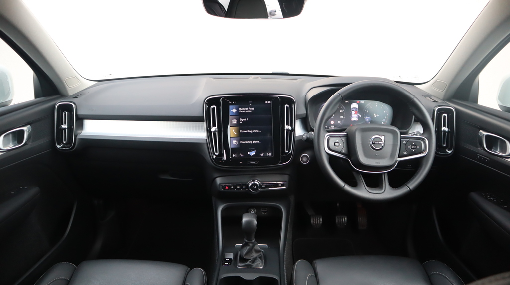 Volvo XC40 T3 Momentum Pro 5150 Factory Options Sun Grey #8