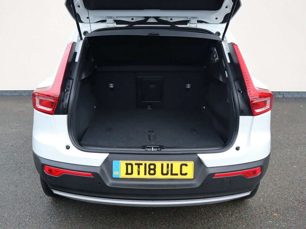 Volvo XC40 T3 Momentum Pro 5150 Factory Options Sun Grey #12