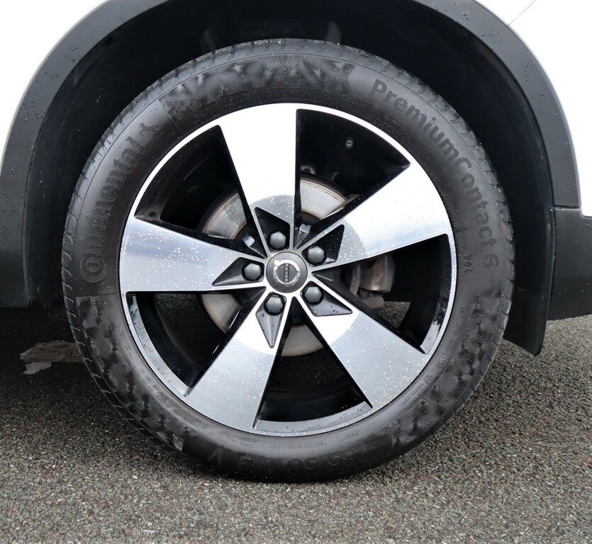 Volvo XC40 T3 Momentum Pro 5150 Factory Options Sun Grey #13