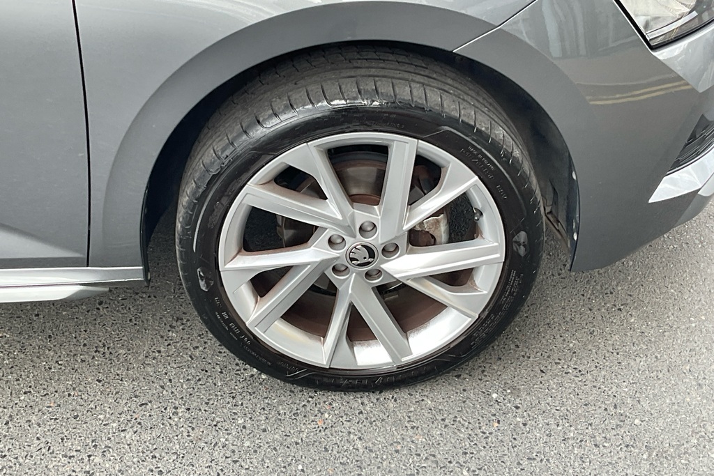 Skoda Kamiq 1.5 Tsi Se L Executive Dsg Grey #4