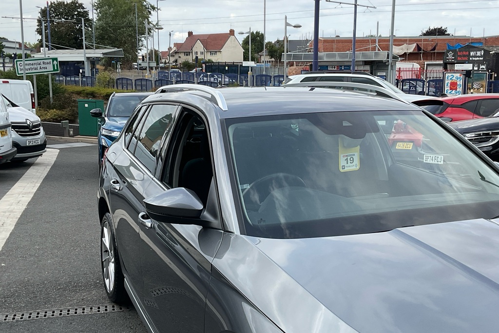 Skoda Kamiq 1.0 Tsi 110 Se Drive Dsg - 2024 24 Blue #24