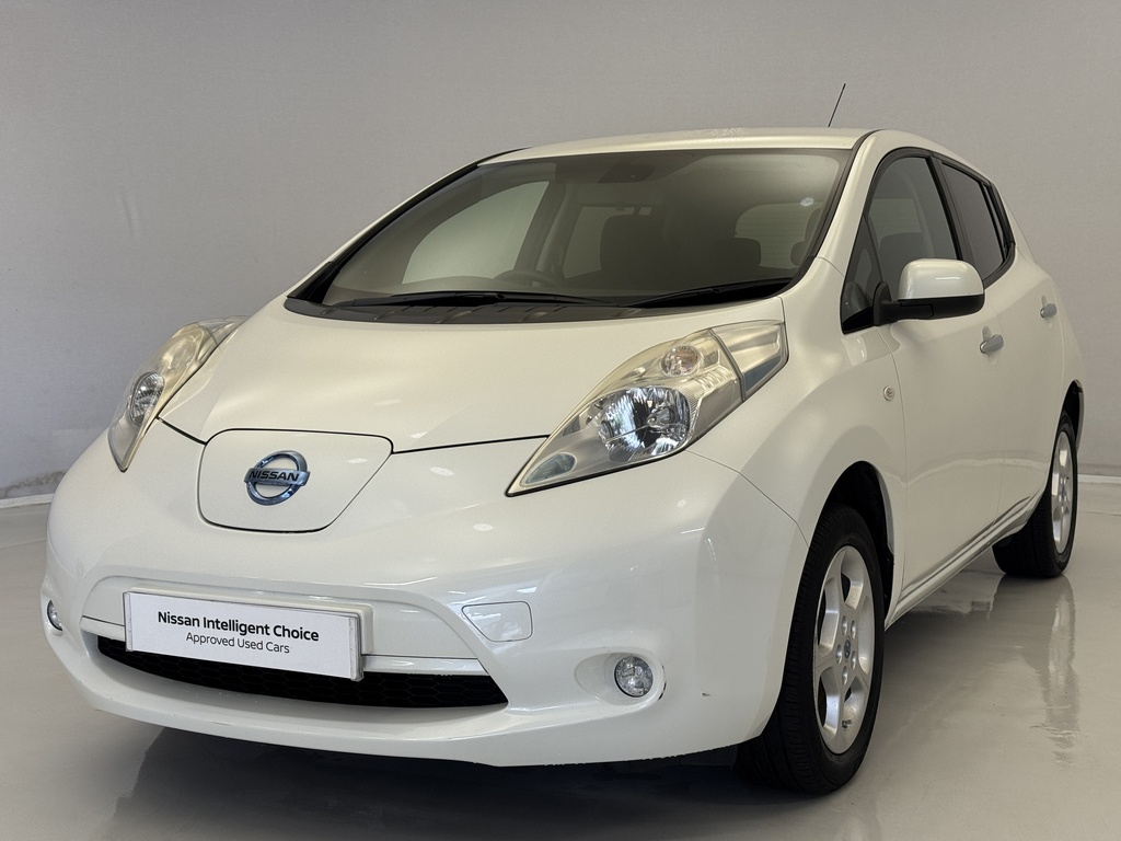 Nissan Leaf Hatchback White #5