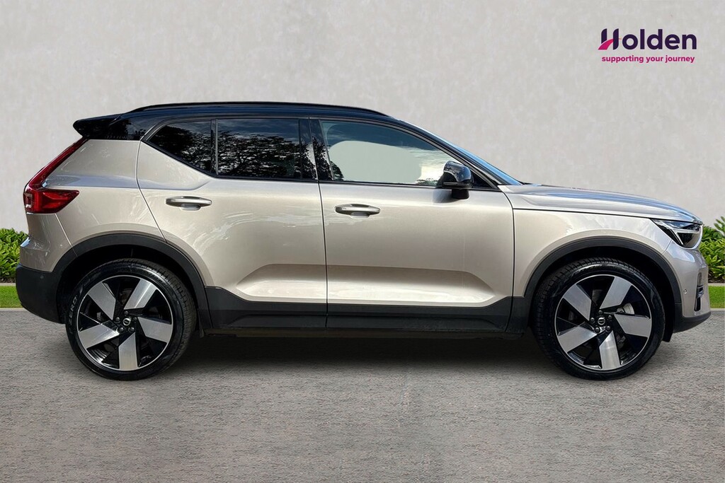 Volvo XC40 Ultimate Gold #4