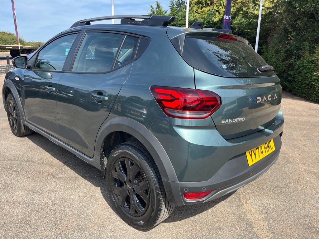 Dacia Sandero Stepway Extreme Green #4