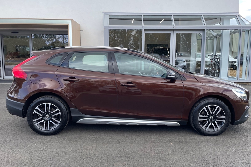Volvo V40 Cross Country Nav Plus Brown #4