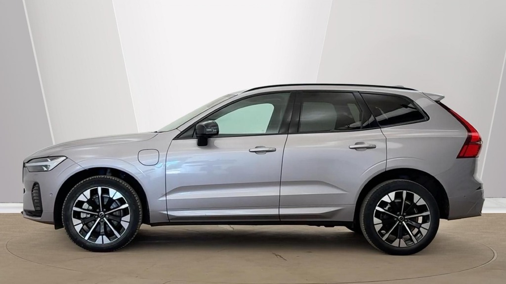 Volvo XC60 Ultra Dark Silver #6