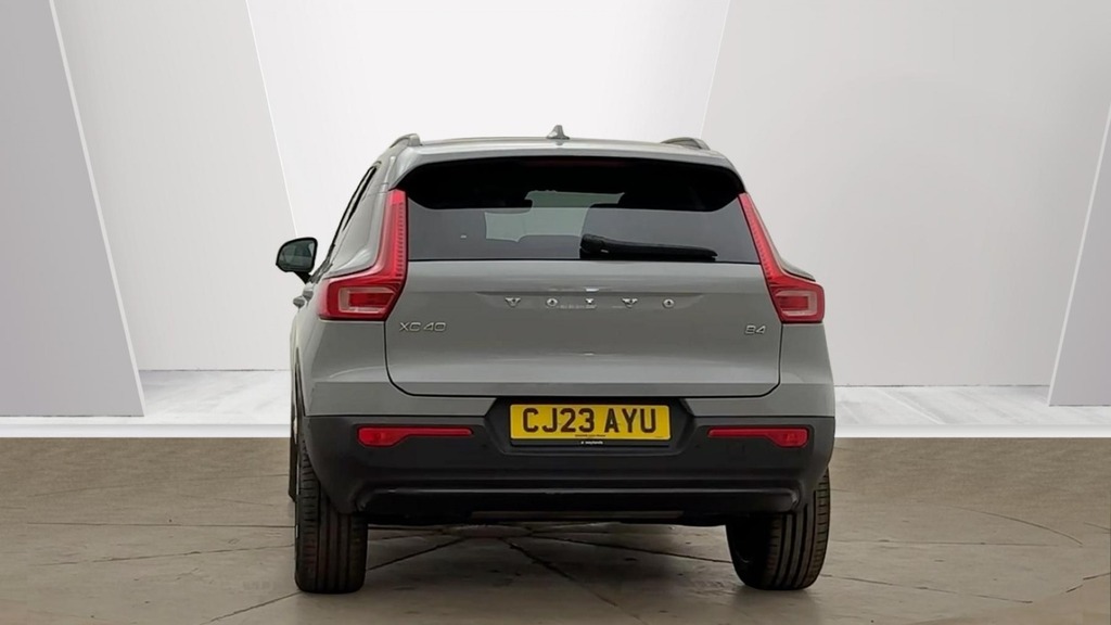 Volvo XC40 Ultimate Grey #4