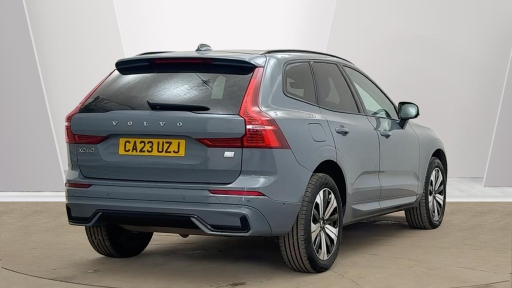 Volvo XC60 Plus Grey #3