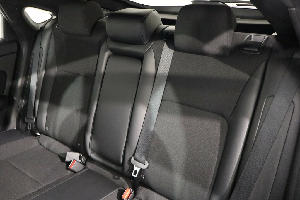 Honda Civic 2.0 I-mmd 184Ps Advance Hybrid Ecvt White #8