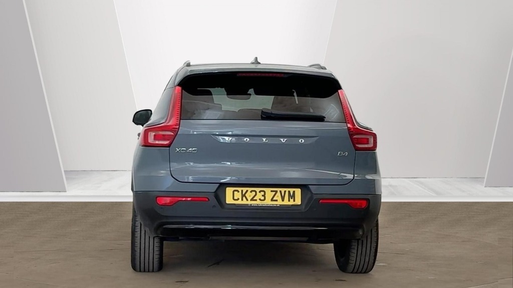 Volvo XC40 Ultimate Grey #4