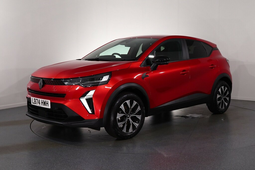 Renault Captur Evolution Red #3