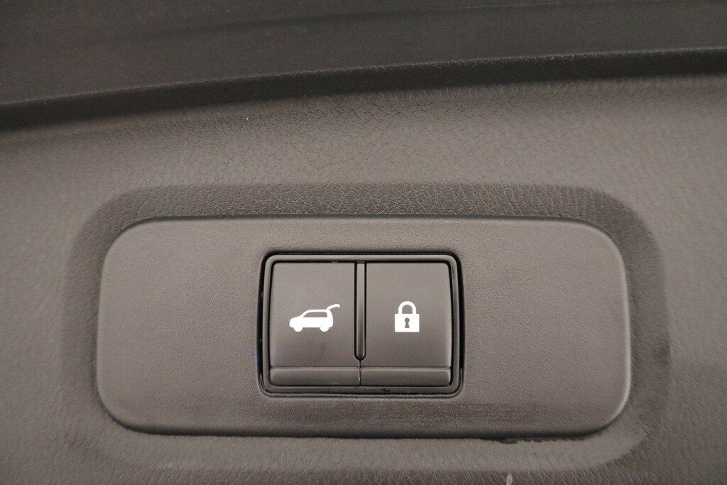 Nissan Qashqai N-connecta White #30