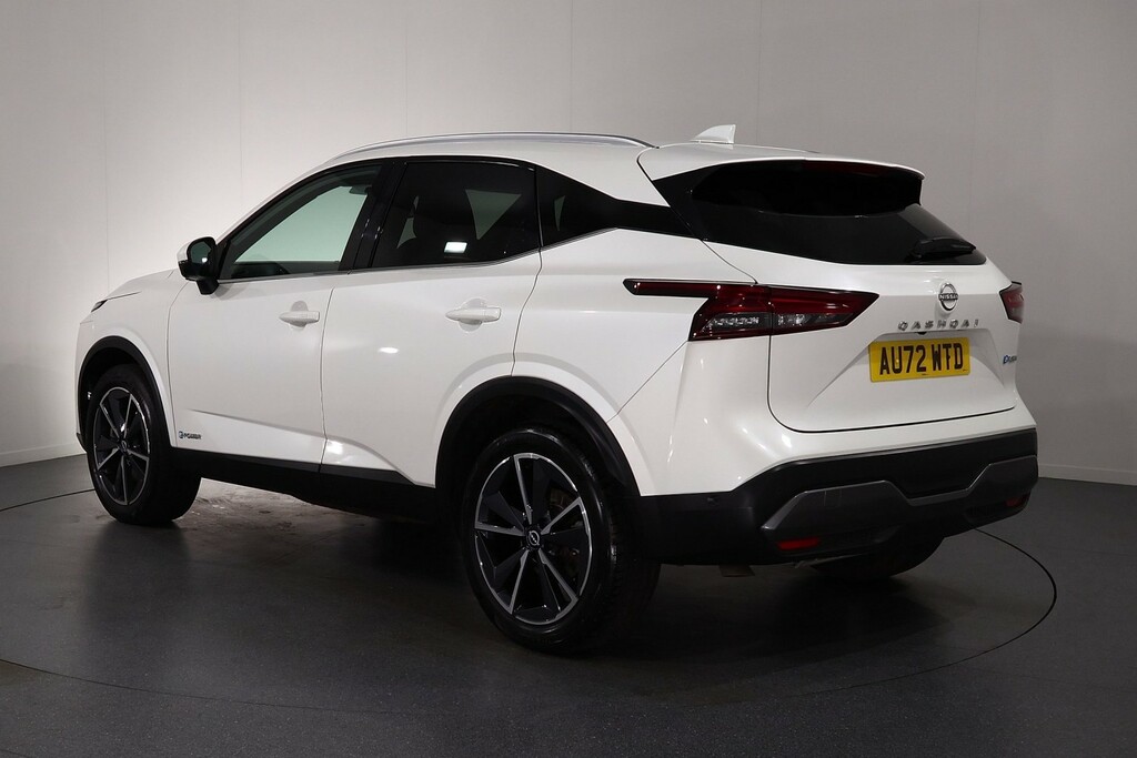 Nissan Qashqai N-connecta White #5
