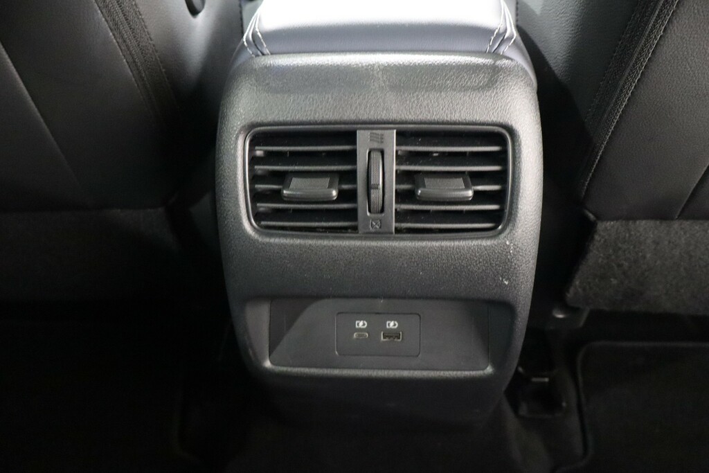 Nissan Qashqai N-connecta White #29