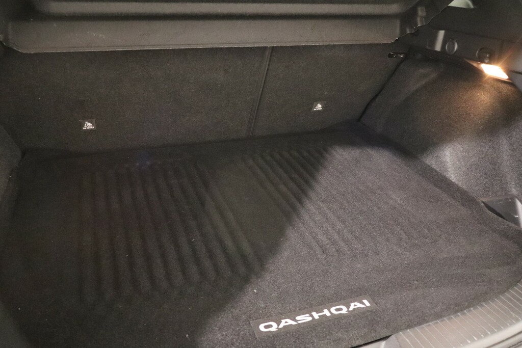 Nissan Qashqai N-connecta White #13