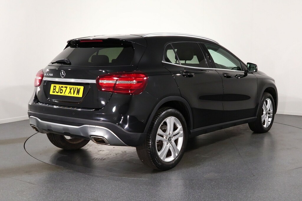 Mercedes-Benz GLA Class Suv 1.6 Gla200 Amg Line Premium 7G-dct Euro 6 S Black #7