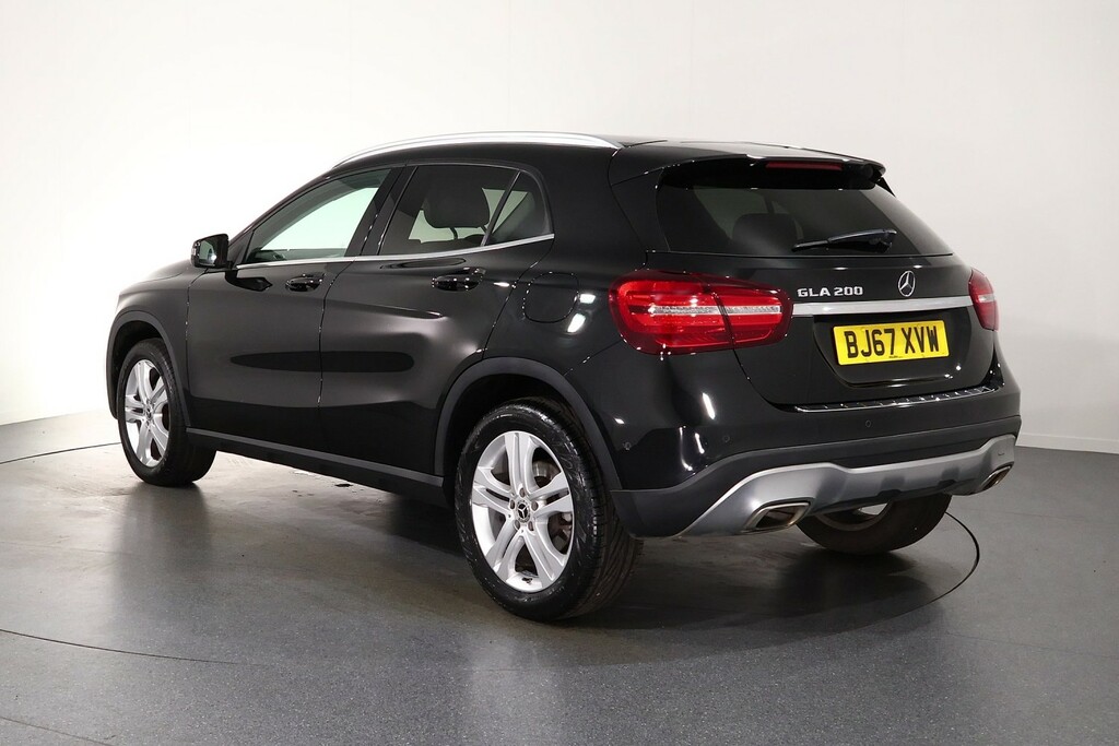 Mercedes-Benz GLA Class Sport Black #5