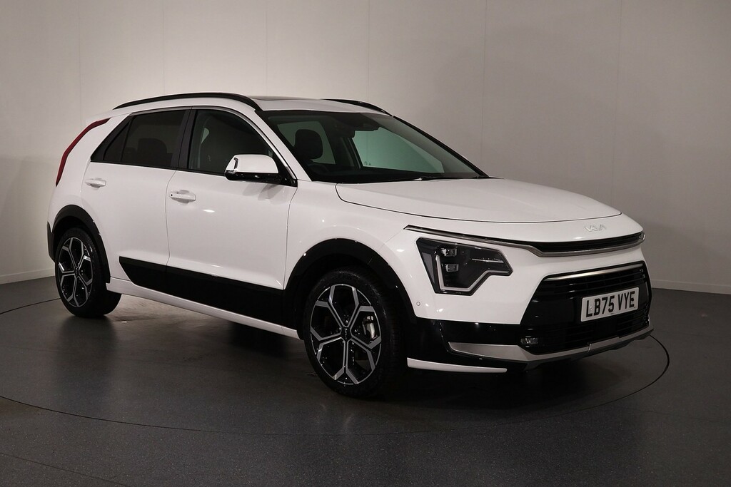 Kia Niro Aspire White