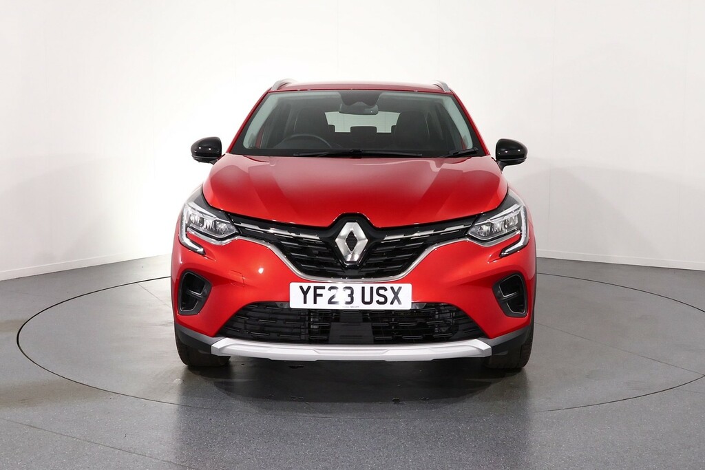Renault Captur Techno Red #2